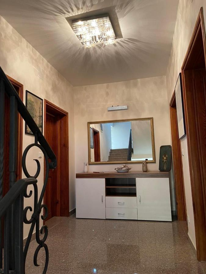 Guesthouse Petrovic 威尔帕扎 外观 照片