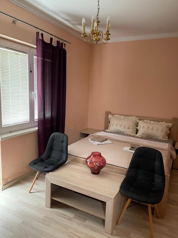 Guesthouse Petrovic 威尔帕扎 外观 照片